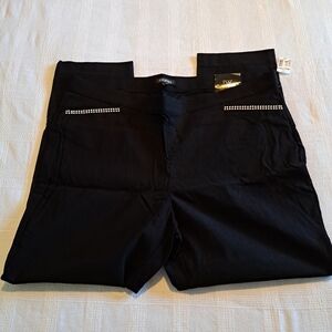 Dressbarn Roz & Ali women's 22W slim black ponte pants, New